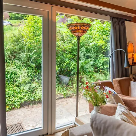 In Hastiere Near Castle Сasa de vacaciones Blaimont