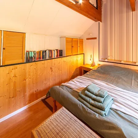 Сasa de vacaciones In Hastiere Near Castle *