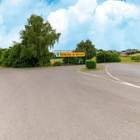 In Hastiere Near Castle Сasa de vacaciones Blaimont